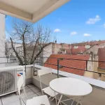 The Dante - Family With Free Parking Apartment Prague