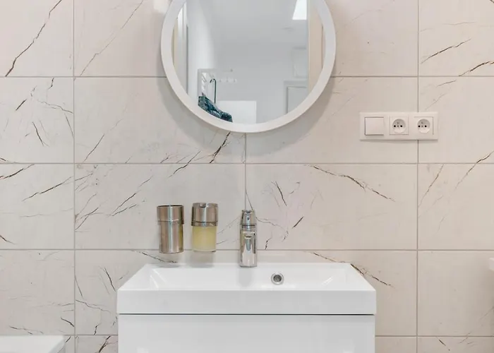 The Dante - Family With Free Parking براغ