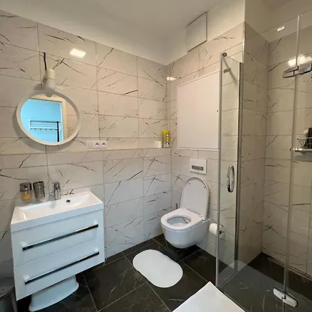 Apartamento The Dante - Family With Free Parking Praga